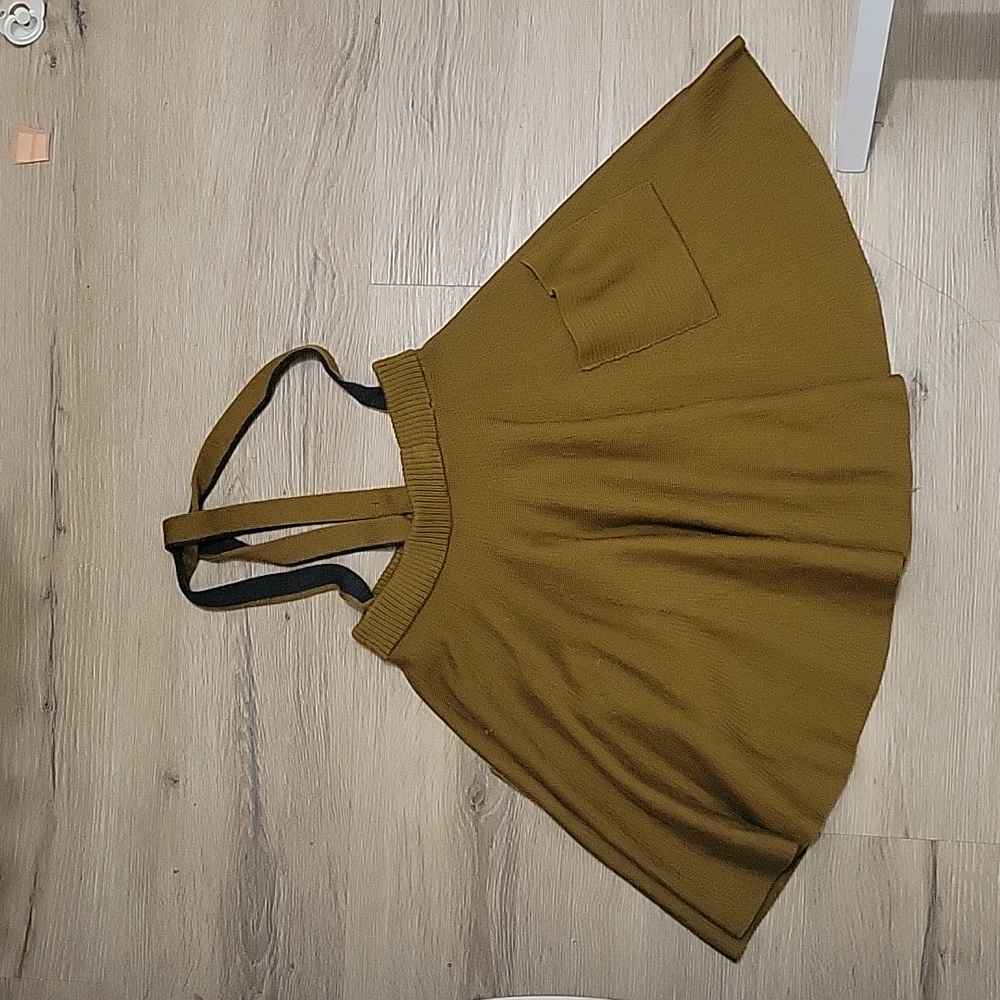 Size 6 knit skirt with straps